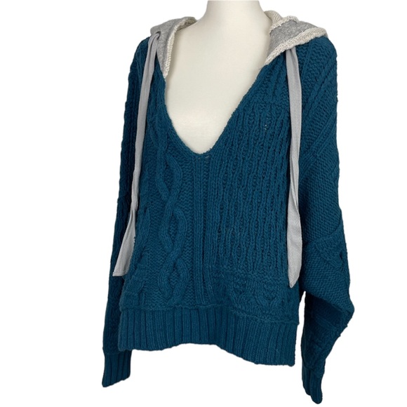 Free People Sweaters - Free People Tierra Cable Knit Sweater Size Medium Teal